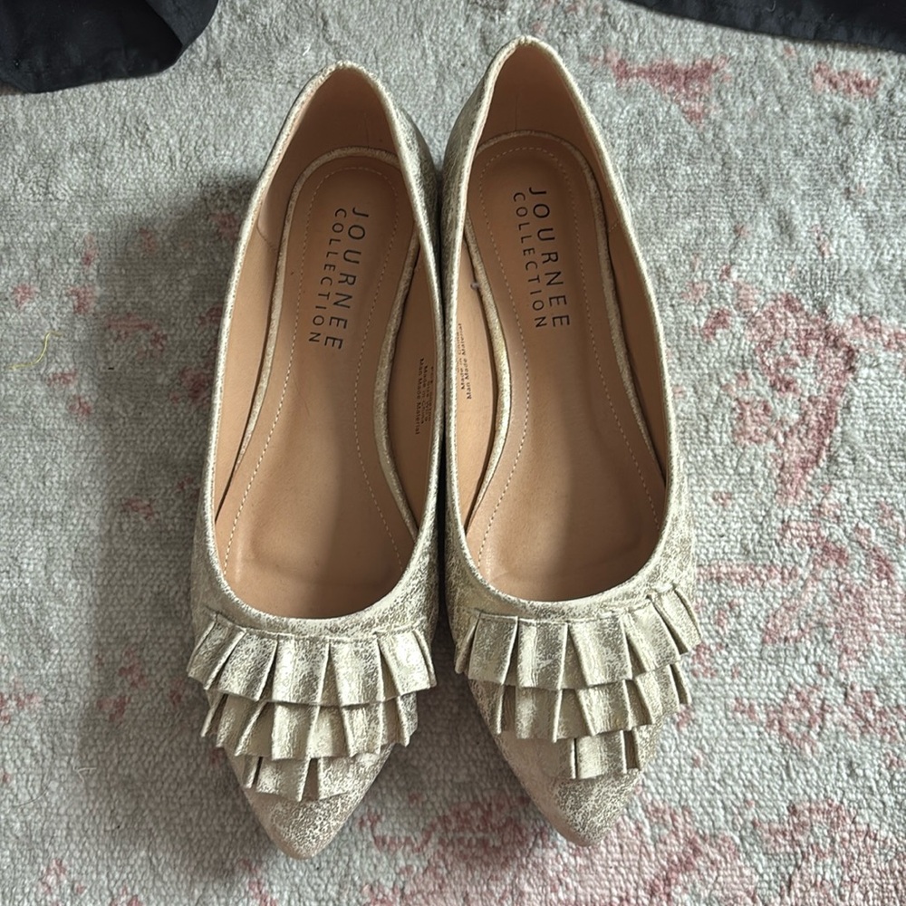 Gold Flats (Wide Width) - Picture 3 of 10